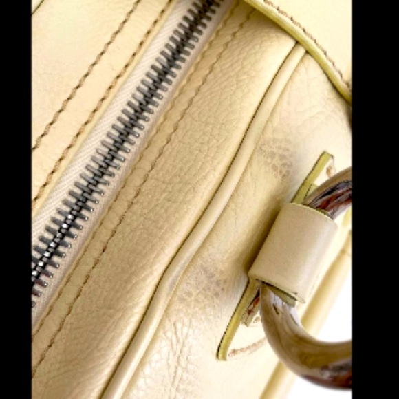 Marc Jacobs Venetia Handbag in Tapioca Yellow - Picture 8 of 12